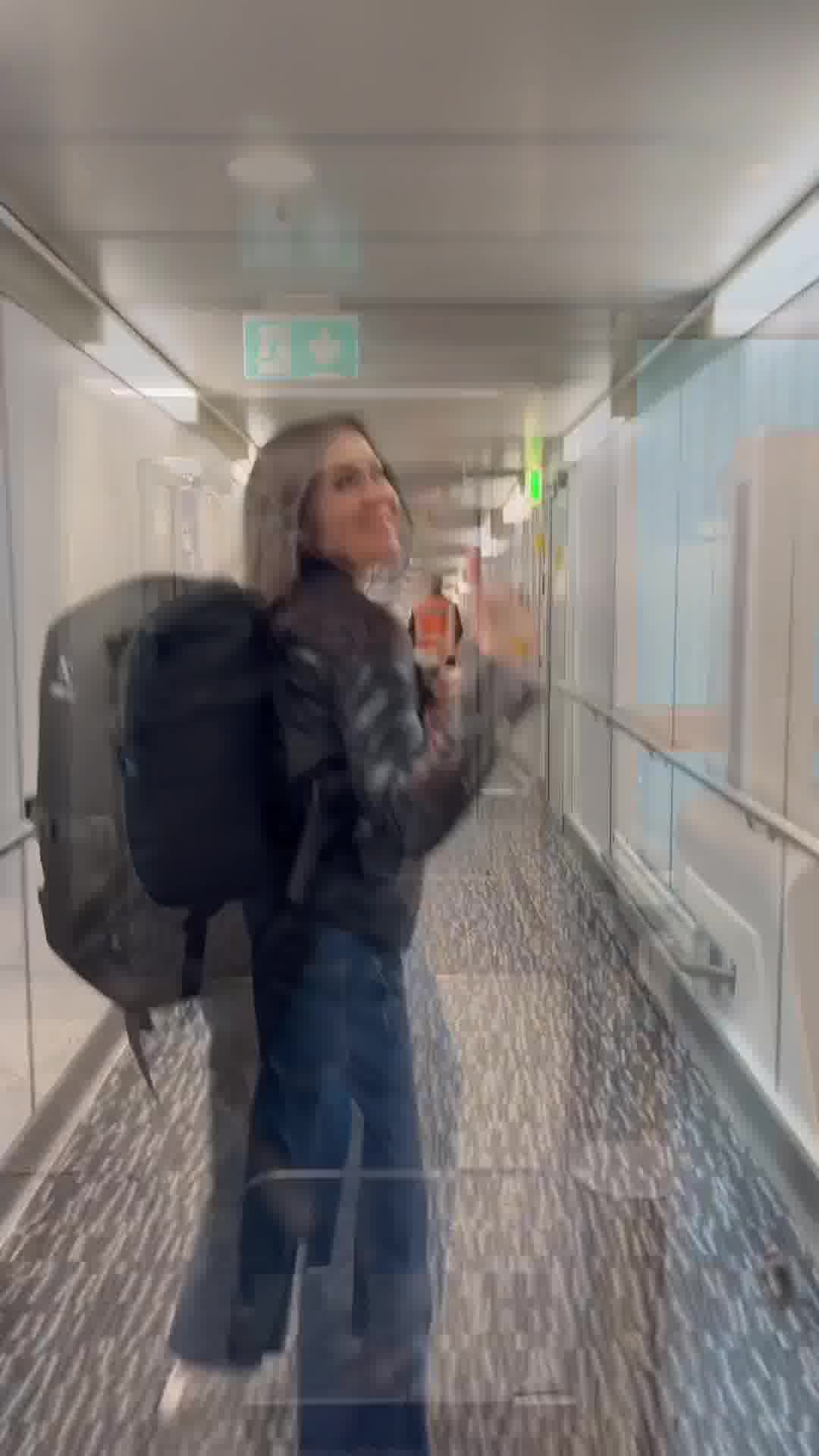 Käsimatkatavaralaukku