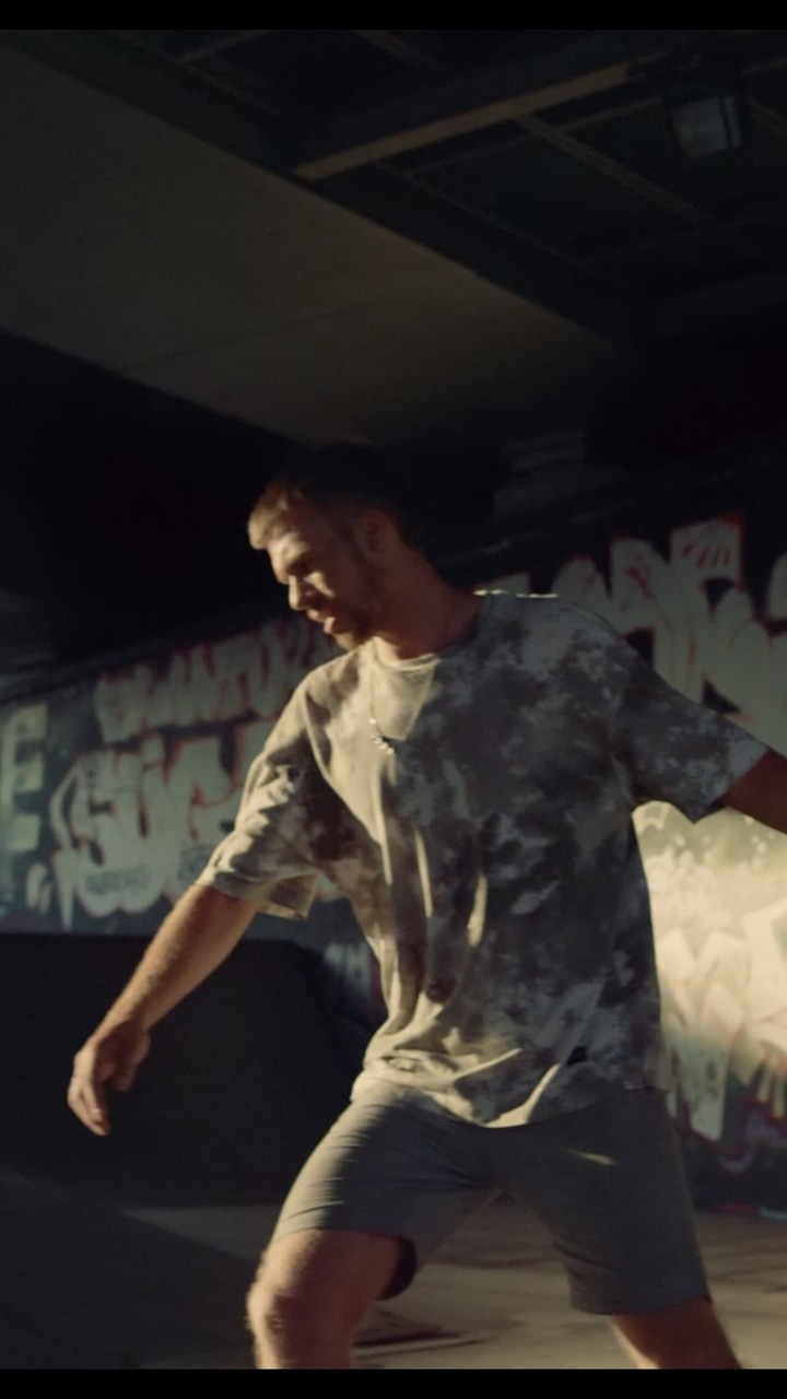 Perfect for:
✔ Long workdays ✔ Post-workout recovery ✔ Everyday relaxation

Treat your feet – they work hard for you! 💙

#FitKingRecovery #HappyFeet #selfcareessentials