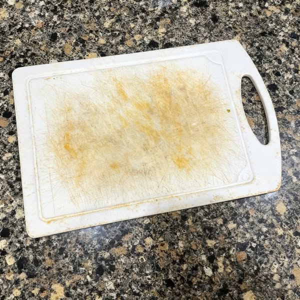 ⏭️ Here’s the titanium board we now use every day. It’s not cheap, but it’s a lot less than a trip to the emergency room.