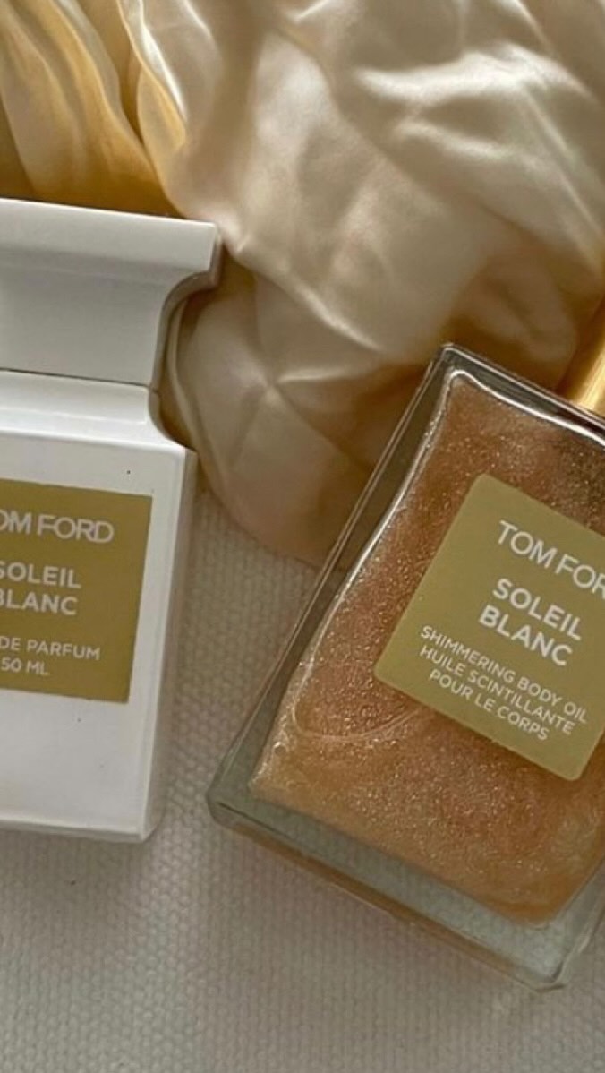 My top two @notedaromas fragrances are: VENICE (top top fave - Killian dupe 😉) & IBIZA ☀️ ..thank me later! 

AD 

#perfumehacks #perfumelover #moneysavinghack