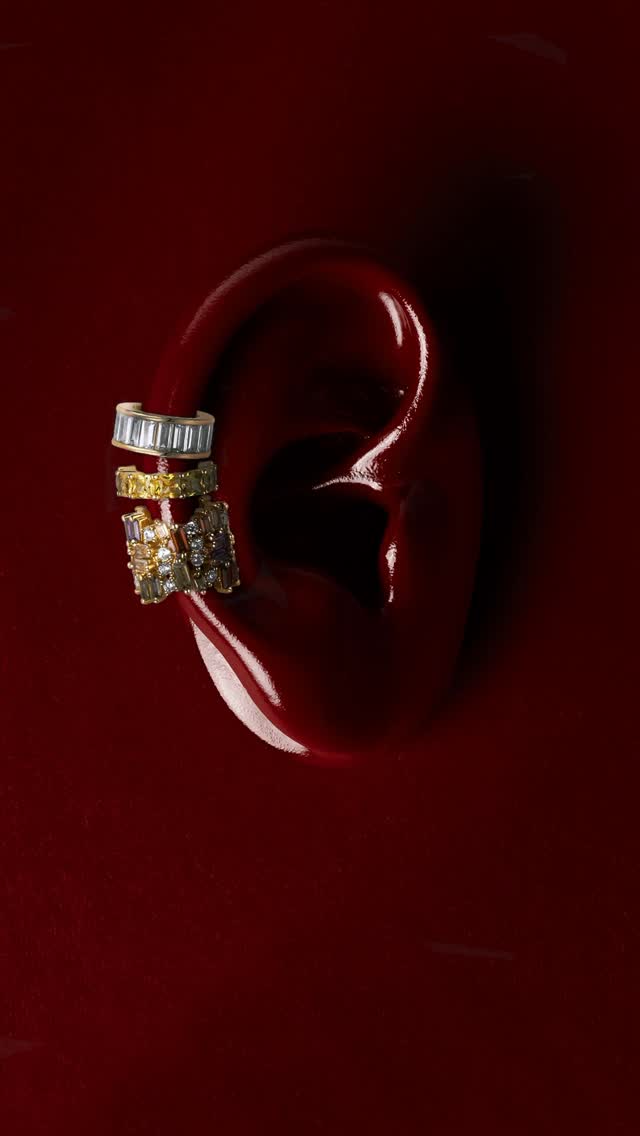 Explore trending must-haves for this season. Your everyday look, finished with statement jewelry.

#frankyamsterdam