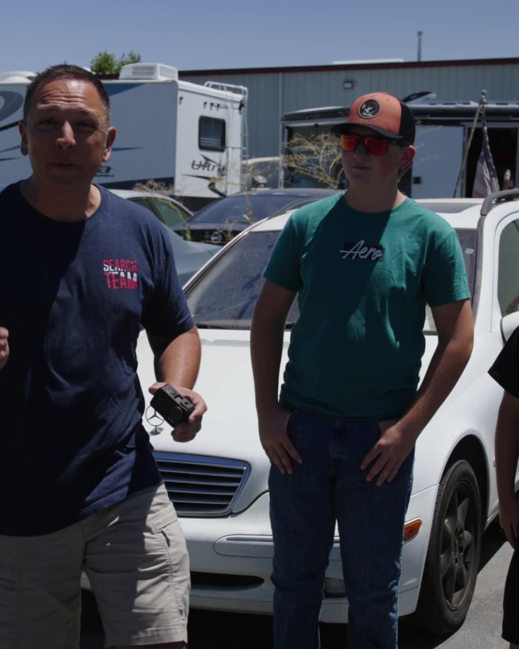 Save Lives with Our 2-in-1 Emergency Escape Tool!