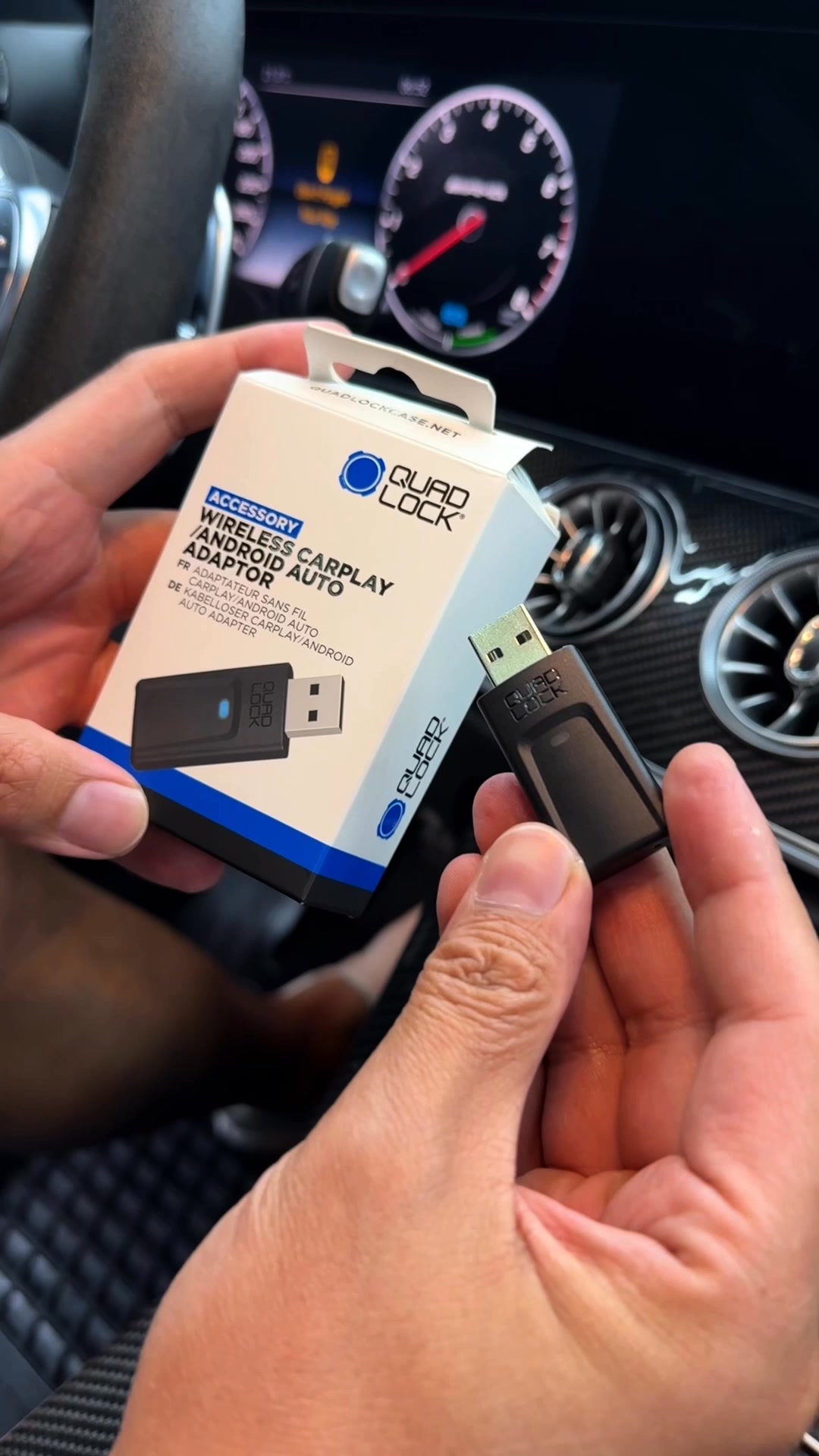 CARPLAY & ANDROID AUTO COMPATIBLE