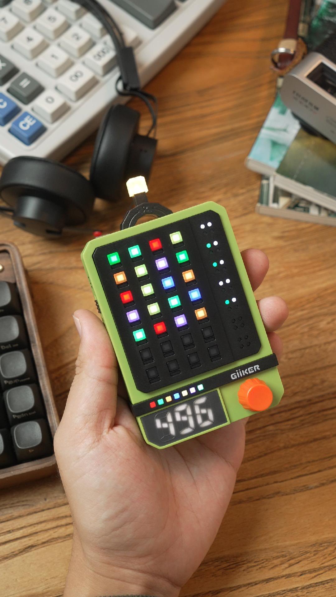 A toy that feels like code-breaking — simple at first, but insanely addictive.Check it out from @giikerglobal . Use code retrotechlab15 for 15% off. Link in bio.
#giikersuperdecoder #superdecoder #giiker