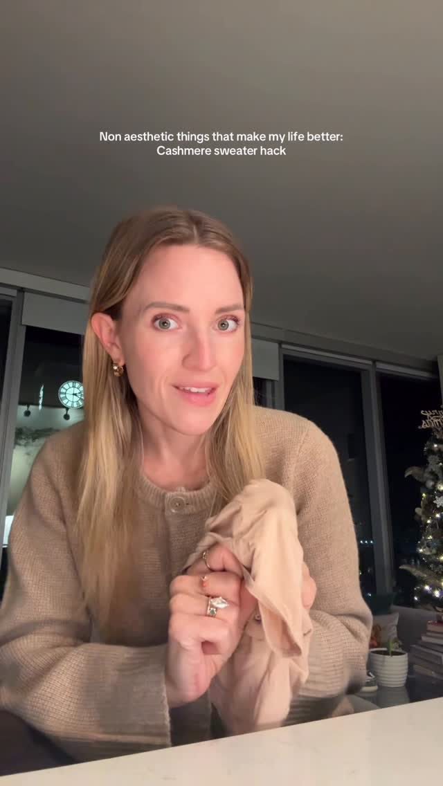 My @wearnumi undershirts are a game changer. I live in cashmere all winter long and these sweat-proof undershirts protect my sweaters and keep them fresh for longer.

Linked in my bio ✨ 

#cashmeresweater #lifehacks