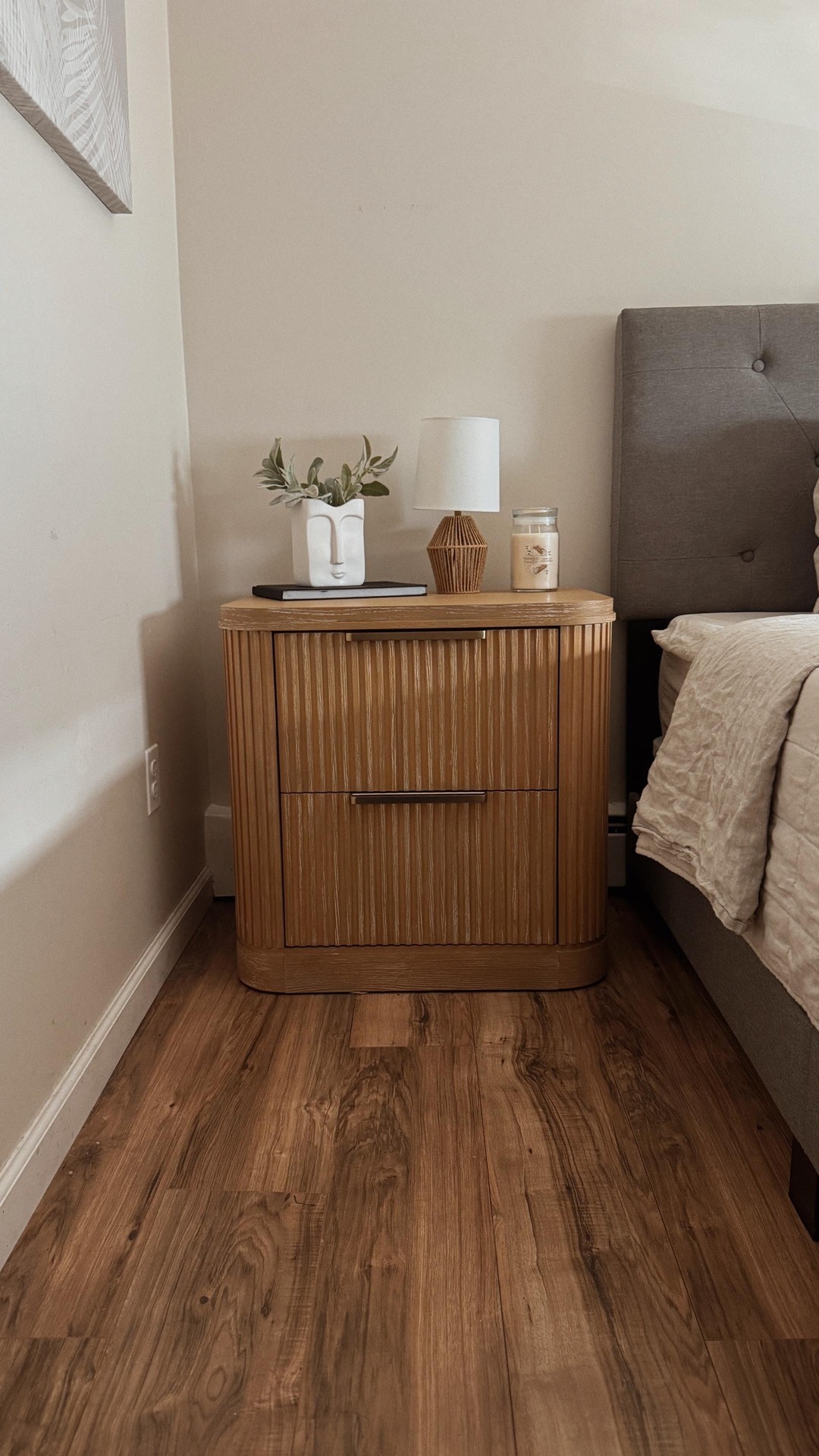 My bedroom just got the prettiest refresh. 

Sleek, stylish, and the perfect balance of function and design, this nightstand from @hernest_official instantly elevated the room. Loving how a single piece can transform the space.#MyHernestHome

Nightstand: Finnley 26” Fluted Nightstand - Light Brown Tulipwood (SKU8741) link in bio 

#HomeDecor #InteriorDesign #BedroomDecor #FurnitureDesign
