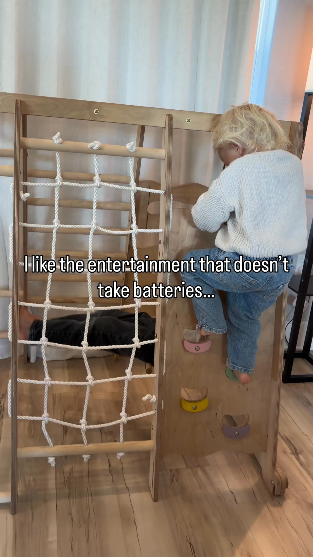 Montessori toys loved by 30,000+ parents 🌿