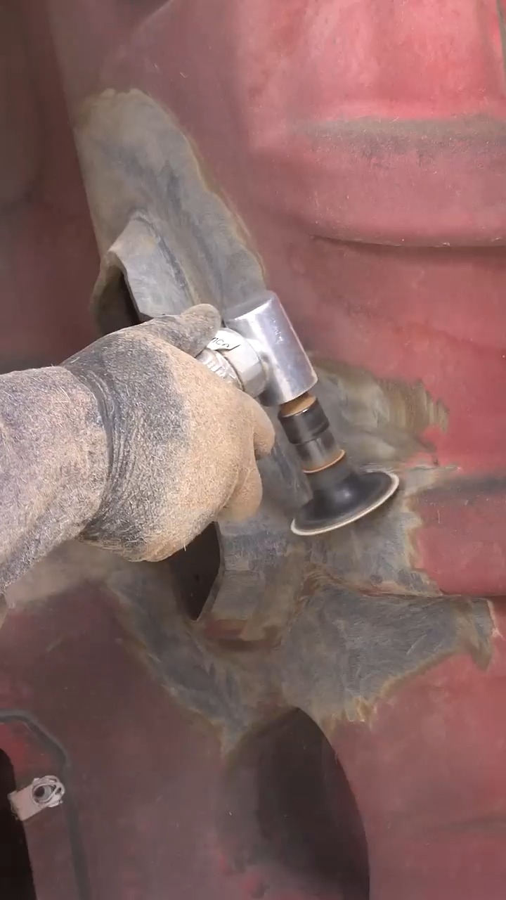 🚛Cracked Kenworth Truck Hood?
We help professionals repair broken parts every day.  Heavy truck hoods aren't any different. You don't have to spend thousands $ on a new hood! 
#rebelagainstreplacement 
#plasticrepair