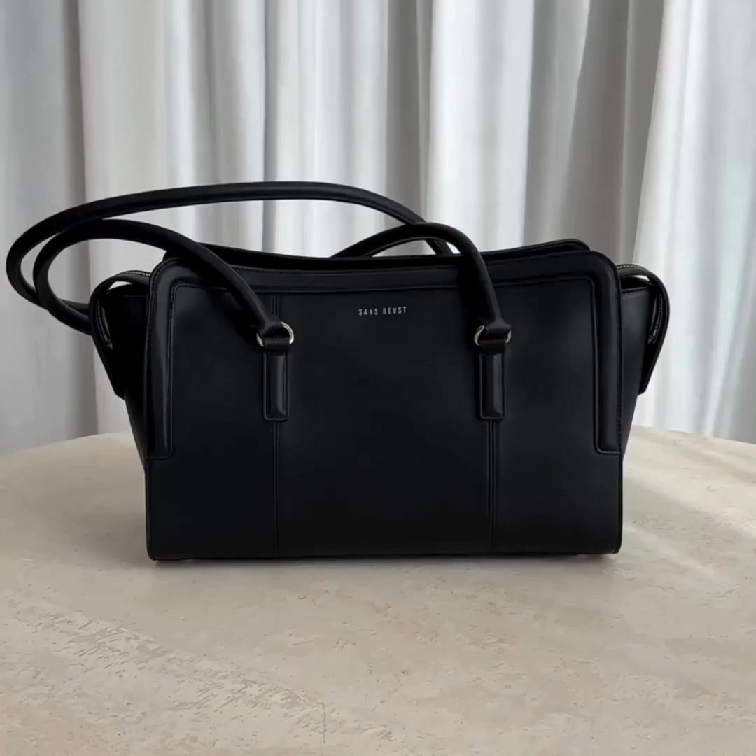 All beauty, no beast.