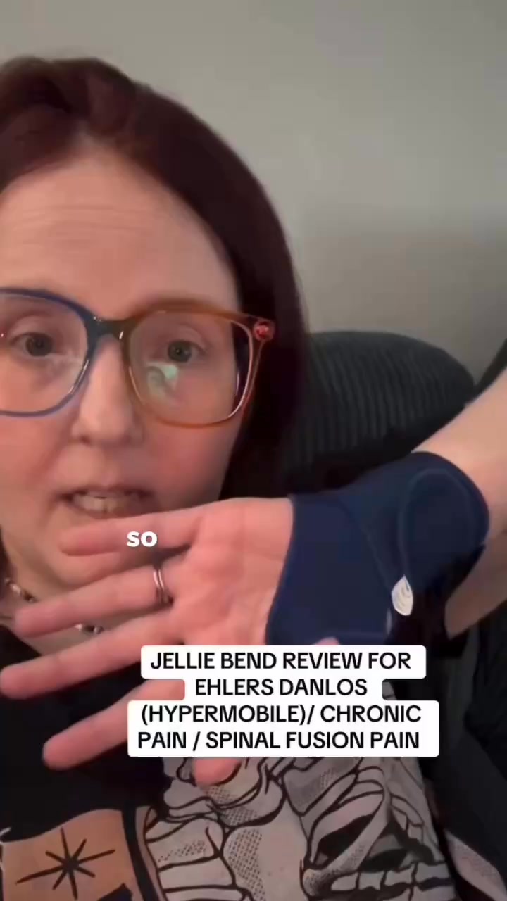 “I have spondylolisthesis, spondylolysis (a bilateral fracture at L5), sacroiliac disorder, lumbar scoliosis, a C5-C6 fusion, degenerative disc disease throughout my spine, bilateral hip osteoarthritis, a fractured sacrum, and a history of multiple tailbone fractures. I also have a blown disc—among other issues.

When I first put on the Jelliebend, it felt like I was being held together. I could wash more than one dish at a time—which was huge, considering I’ve been nearly bedridden for the past year. I thought, “Oh, this is GOOOOOD!”

I loved it so much I immediately ordered a size small for extra compression, especially for car rides, which are extremely painful. I also layer it with a low back brace when driving for added stability.
I'm so glad I saw a reel on Facebook and decided to give it a try. Thank you for doing what you do.”Jamie ⭐️⭐️⭐️⭐️⭐️