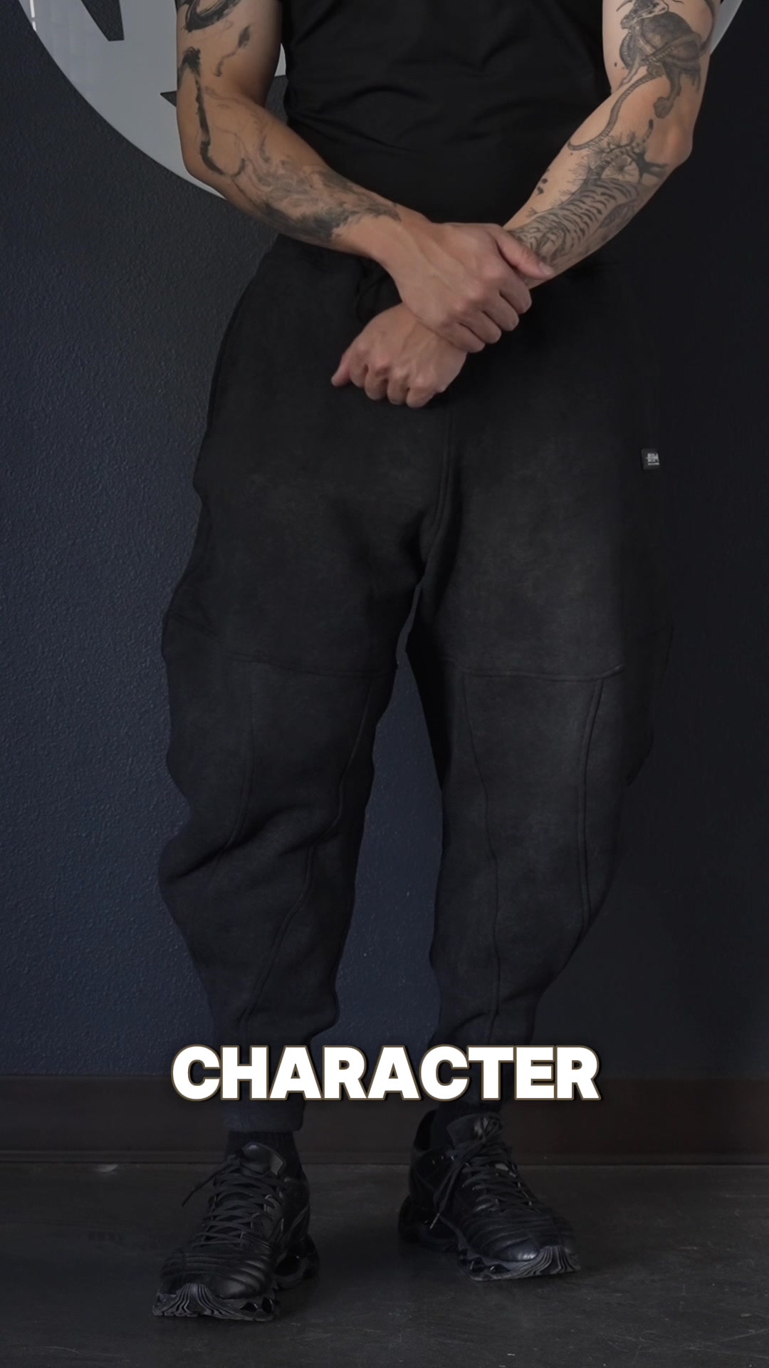 Explore Tobi Sweatpants