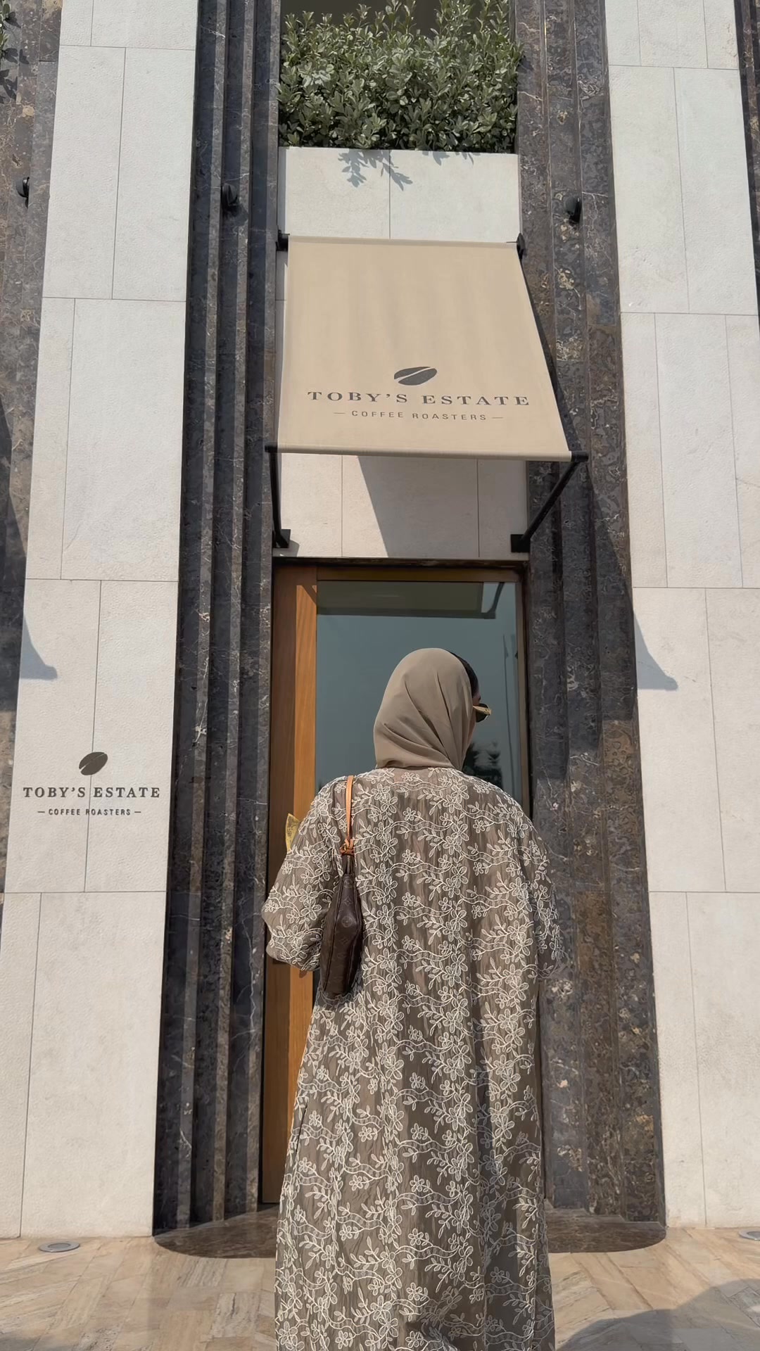 Ramadan Edit: Abayas in Bloom