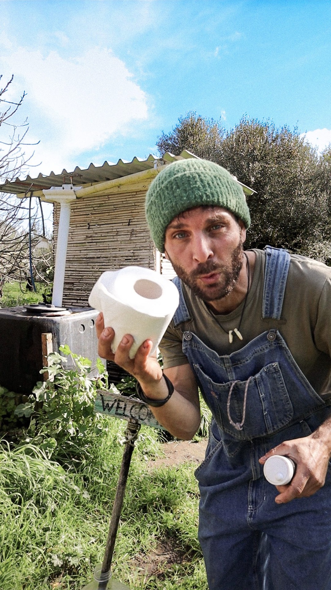 Sur mon voilier, en 4x4 tente de toit, en tente ou encore à vélo, mon @boku.hello m’a accompagné partout dans mes aventures depuis plus de 3 ans maintenant⤵️

✅Économique
✅Écologique 
✅Fesses propres et pas irritées

… et toujours le même donc testé et approuvé !

Si tu souhaites avoir aussi ton BOKU, je t’offre 15% de réduction avec mon code RAF15.

C’est BOKU trop cool 🥳

*collaboration commerciale #écologie #wc #viepratique