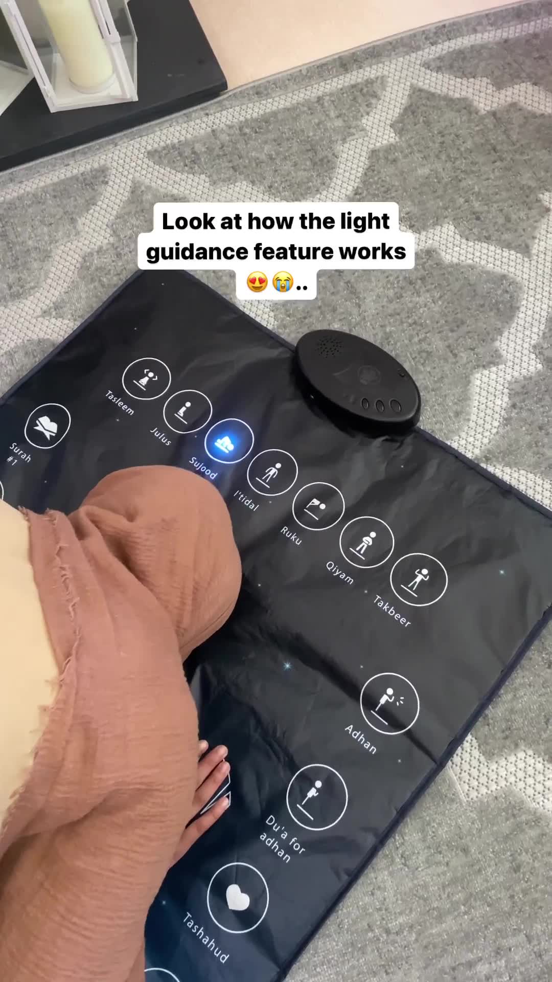 Look at this💞
Learn to pray @mysalahmat
As-Salaamu Alaykum! We are the inventors of this product. This is the interactive Adult prayer mat.
The worlds first prayer mat which guides you through the prayer using sensors on the mat.

Click the link in bio to purchase this product # #learntopray #namaaz #mysalahmat #muslim #islam #guided #prayer #prayermat