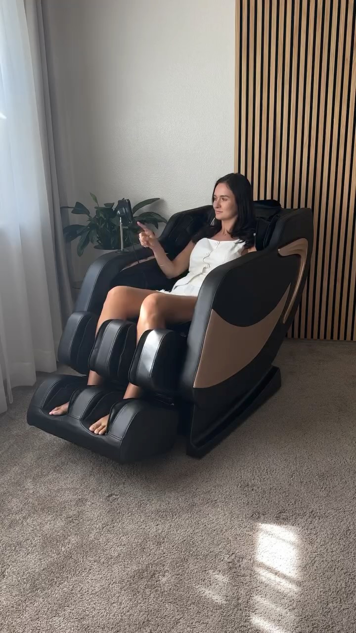 OMG, you guys… this Artist Hand massage chair is EVERYTHING 😍
Neck, back, calves, feet - it massages it all, and the heating is life 🔥
5 minutes here and I’m literally floating… all my stress gone ✨
_______________
#massagechair #selfcare #relaxmode #homevibes #artisthand #massagechairreview #recharge #reelsinspo #ugcvideo #treatyourself #wellnessathome