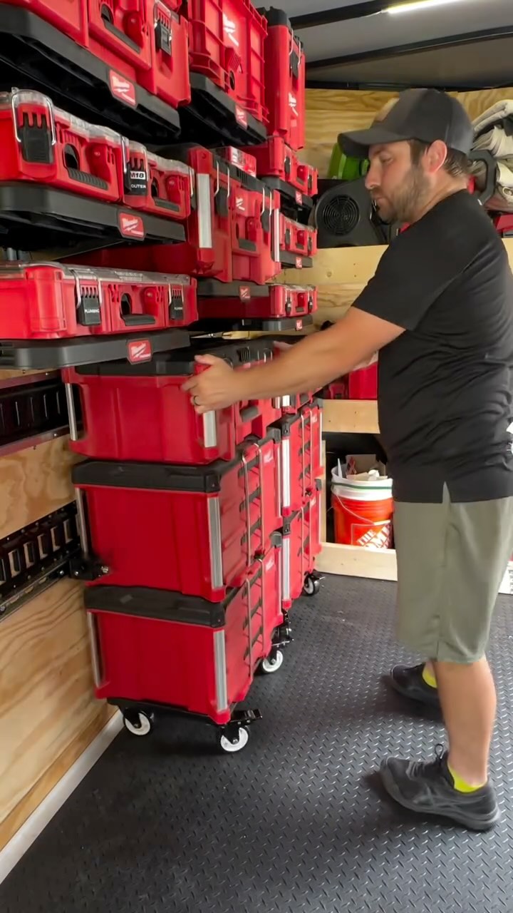 Tired of your fancy red storage boxes rolling around in your trailer? Well check this out! Now you can lock your rolling storage containers with ease! No need for straps while you have the Integral Rail Lock!

Secure your gear away from thieves and save a messy drive to the job site! Now you can be the coolest guy everyone knows!

- The world’s only keyed, locking device to secure and lock full fancy red organizer stacks. Not compatible with rolling drawer base. 

- When locked, fancy red organizers are fully secured and can’t be removed. 

- Spring loaded system accepts any fancy red organizer with rails. Attach and detach within seconds. 

- Designed to attach to Integral Rails. 

- Universal applications are also possible. Bolt the lock system to Unistrut or any other generic rail system. Bolt to any flat, level surface.

Have any questions feel free to send us a message or visit our website for more information! Link in bio! 

Not affiliated with or endorsed by Milwaukee tool

#IntegralTruck #Ford #Chevy #GMC #Toyota #Jeep #SuperDuty #RAM #Trailer