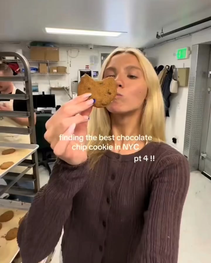 Tate's Chocolate Chip Cookies