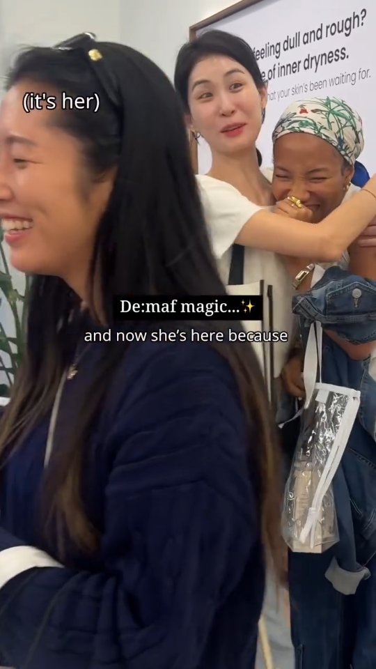 It’s funny how good skin brings people together😂
Our dearies tried De:maf, told a friend, and now we’re all glowing together✨️🤍

#demaf #koreanskincare #glassskin