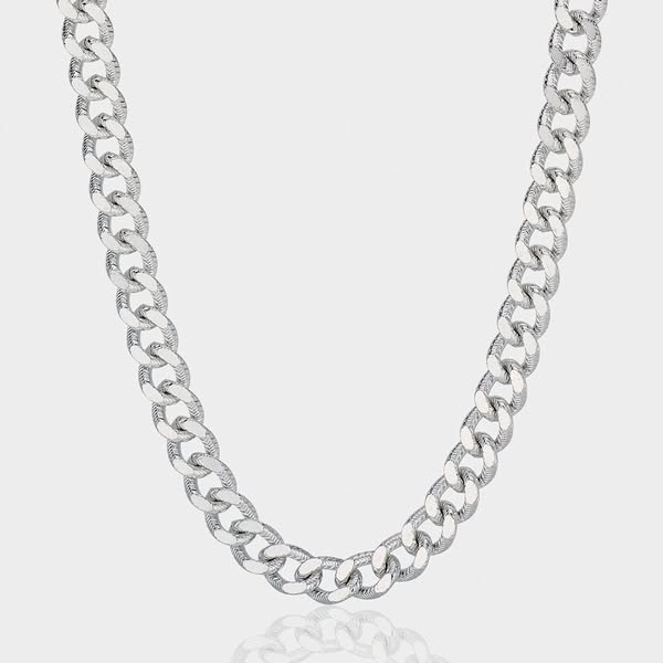 The Art of Accessorizing.  Our accessories are not made to complete the look, but to define it – an effortless way to elevate your everyday wardrobe.