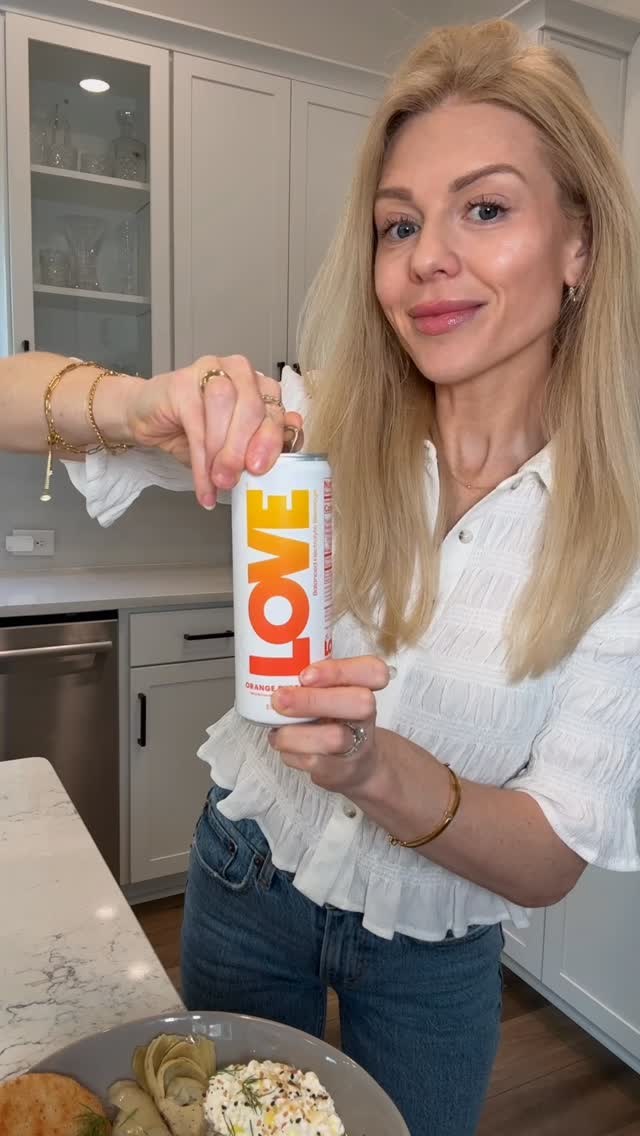 This was the ultimate tastes good 🤝 feels good lunch. Have you seen this trend?!  

PSA the @drink.love balanced electrolyte beverages are now available at @target! I love that it’s optimized for the body’s natural electrolyte needs with gentle sodium levels, and a clean + refreshing taste. Zero calories, zero sugar, zero artificial ingredients or colors 🚫

In partnrship with Give Power, every can sold helps provide ten people in need with access to safe drinking water for one day 🫶

[#DrinkLovePartner, best electrolyte drink, healthy lunch inspo, healthy lunch idea, healthy mom lunch, stay at home mom lunch]