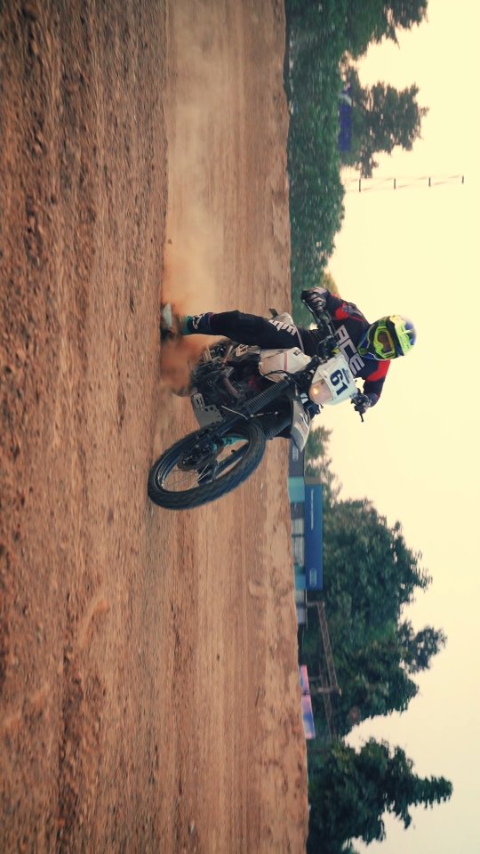 Dirt racing might not be everyone’s cup of tea, but for those who ride the rough roads with style, they deserve a gear to match. The Ratio Quest is the perfect companion for everything—from getting lost chasing streams to conquering dirt trails. With its 316L stainless steel build, AR-coated sapphire crystal, and 100m water resistance, this field watch doesn’t just keep time—it keeps up with you. Wear it like the adventurer you are!

In-shot: RTQ027
Price: $49

Video courtesy and Rider - Our dear friend @debanjanmondal

#watchofinstagram #watchaddict #watchlover #ratiowatches #fieldwatch