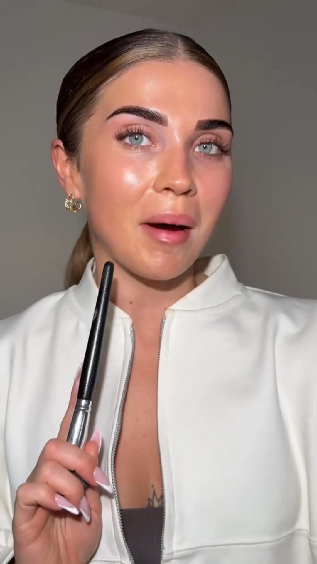 Flawless skin in under 2 minutes..