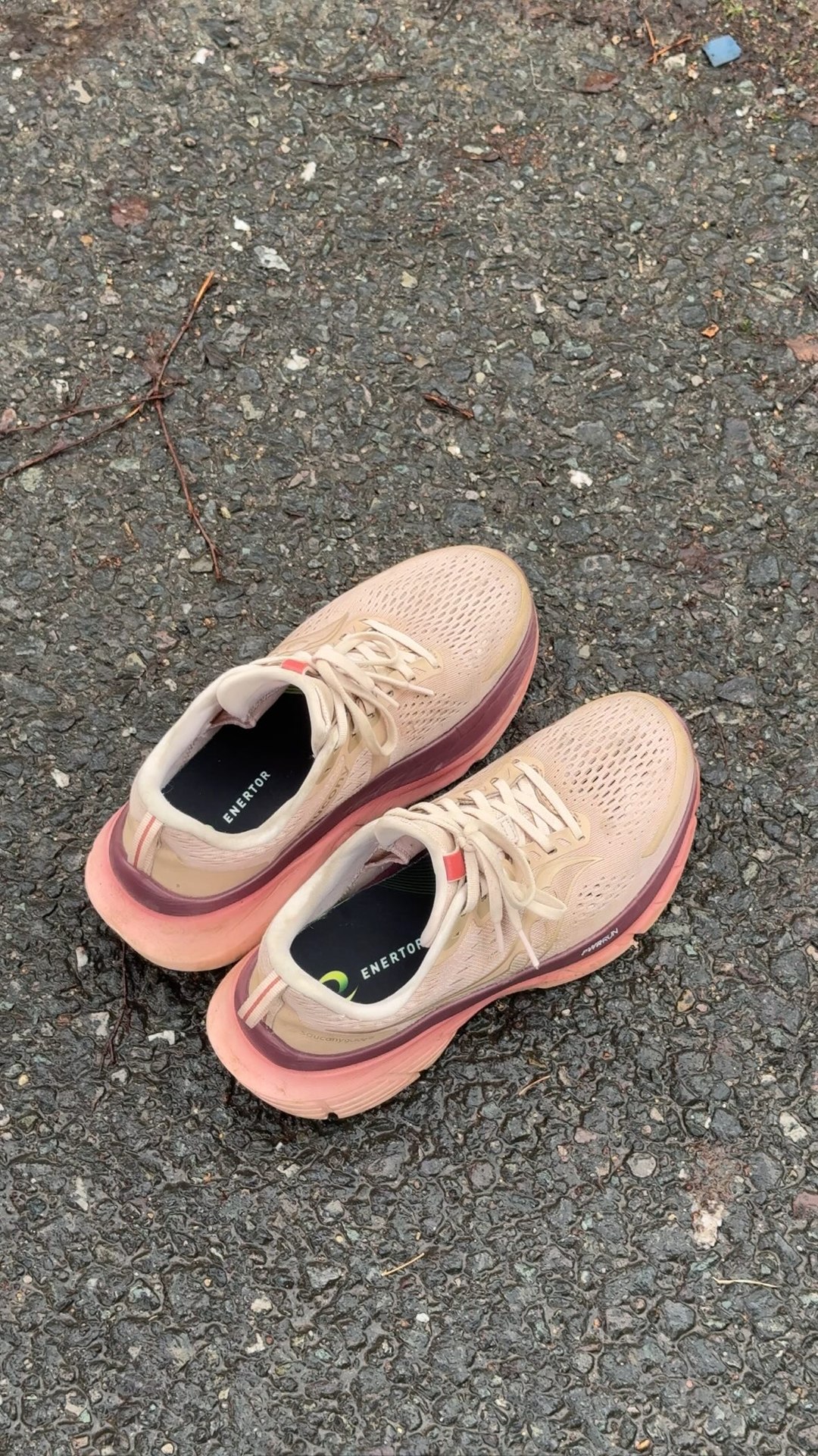 If you’re like me and have struggled with pain while running you need to try these @enertor running insoles. 

When I struggled with plantar fasciitis, I put off my long runs and had constant pains and aches in my foot. 

I just wanted to get back to running longer distances. 
 
That’s when I found enertor insoles, they absorb 51% of impact, reducing the load of running through your joints and tendons.
I haven’t found anything else that helps me run pain free.

On the plan this year… 3 half marathons, an ultra and and a last man standing 💪🏼 If you want to run pain free, then give these a try!