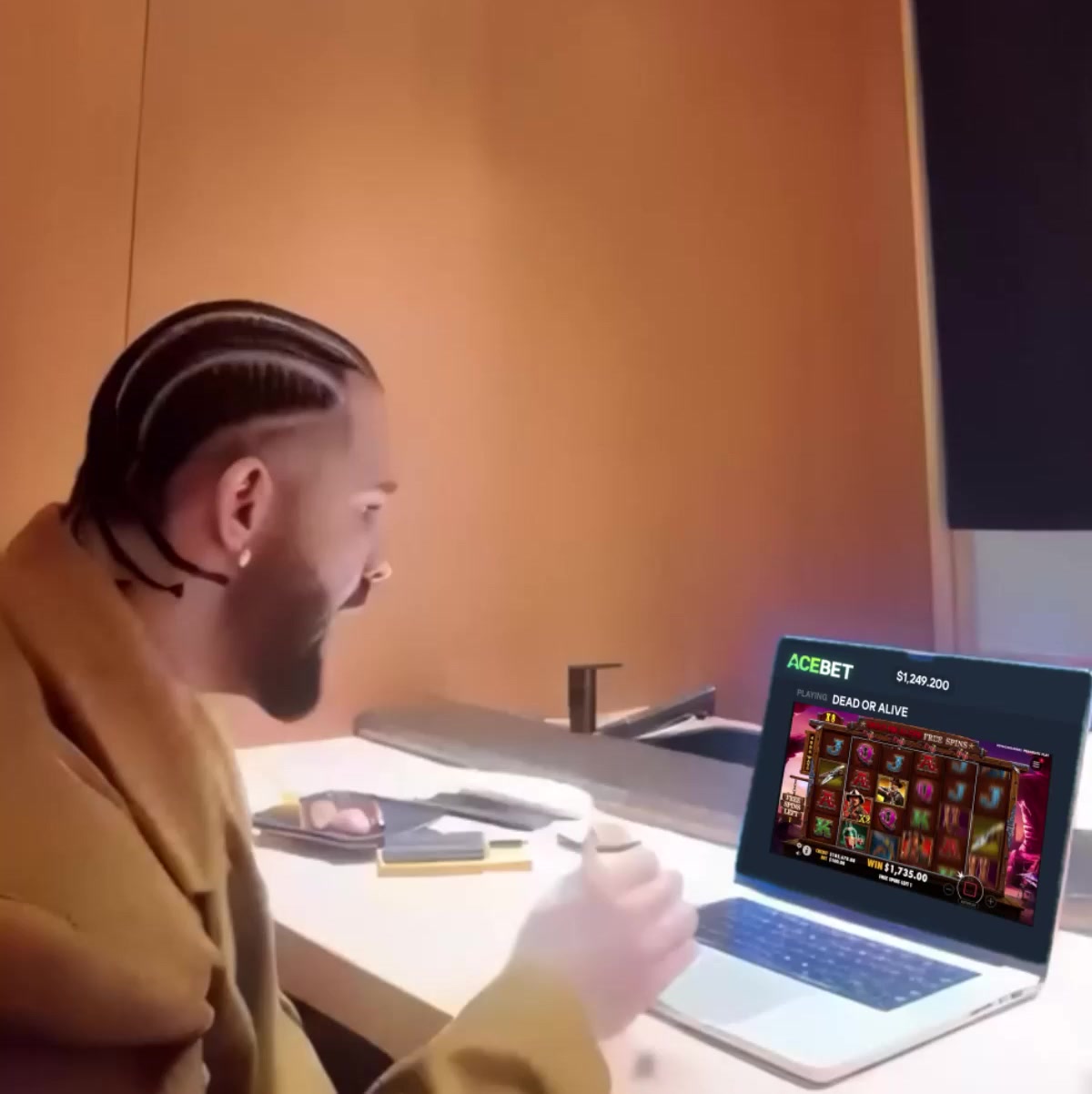 Play With Real Bonuses 🎰