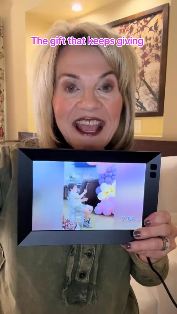 Nixplay Digital Photo Frames