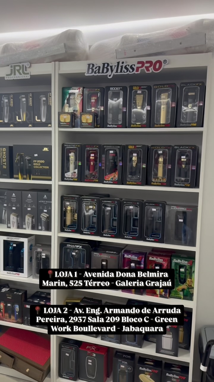 Parcele em até 3x s/juros no cartão 💳
Enviamos para todo o Brasil 🇧🇷 
Desconto para pagamento PIX e boleto ✅

Site: www.lojauniversodasmaquinas.com.br 🌐

Whatsapp: (11) 94594-2212 (11) 96170-9218 📲

📍 LOJA GRAJAÚ:  Av. Dona Belmira Marin 525,  Térreo Galeria Grajaú 
📍 LOJA JABAQUARA: Av. Eng. Armando de Arruda Pereira, 2937 Sala 209 Bloco C - Green Work Boullevard 

#barbeirosbrasil #barbeirosbrasileiros #brasilbarbers #barbeirosp #barbeiromoderno #barbeiro #barbeiros #barbeirobrasil #barbeirasdobrasil #barbeira #wahlbrasil #barbeariamoderna #barbearias #lojaparabarbeiros