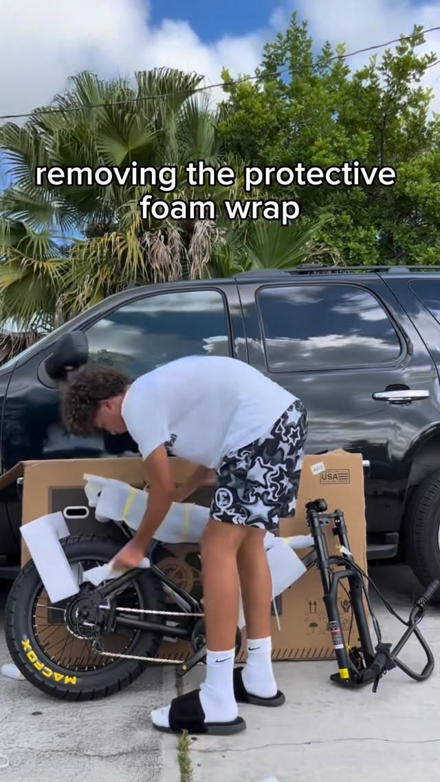 unboxing my new Macfox X7 e-bike 🔥 @macfoxbike 
School. Gym. Practice. this bike has me covered ⚡️
#ebike #electricbike #schoolcommute #ebikelife #ride #practice #gym #school #macfox #basketballtraining #active #ebikeadventures #teencommute