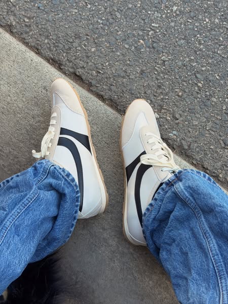 20% Off at Rocket Dog