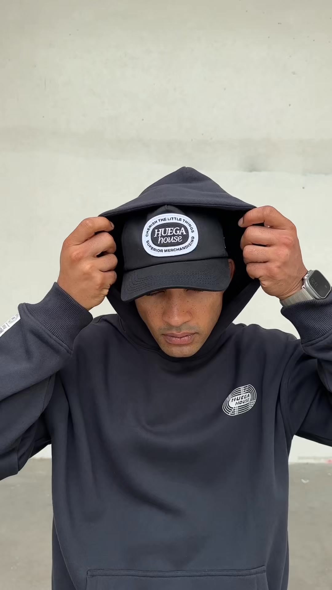 Where comfort meets performance. The Huega Active Collection available now.