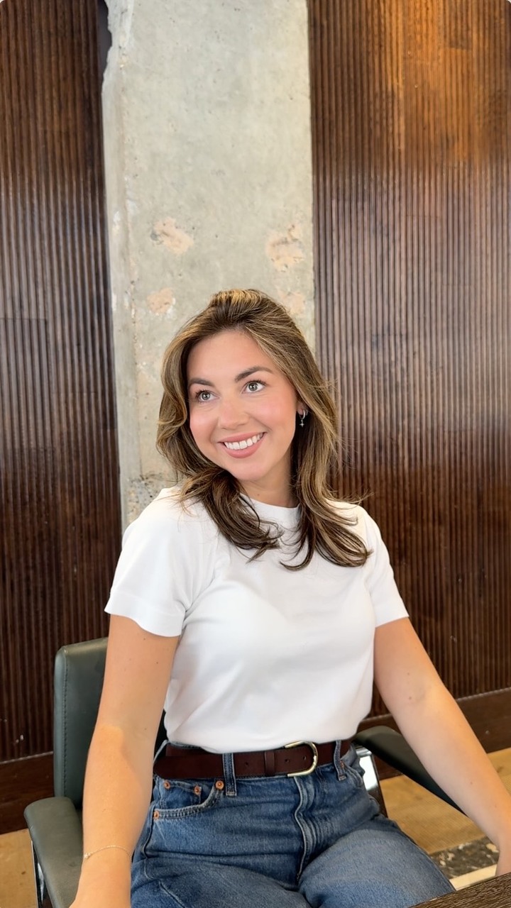 @lydiamaytaiwo wanted to return to that rich, warm brunette shade and @jamesjustnow & @catherineho_hair did just that!🤎

Colour: @jamesjustnow 
Cut: @catherineho_hair