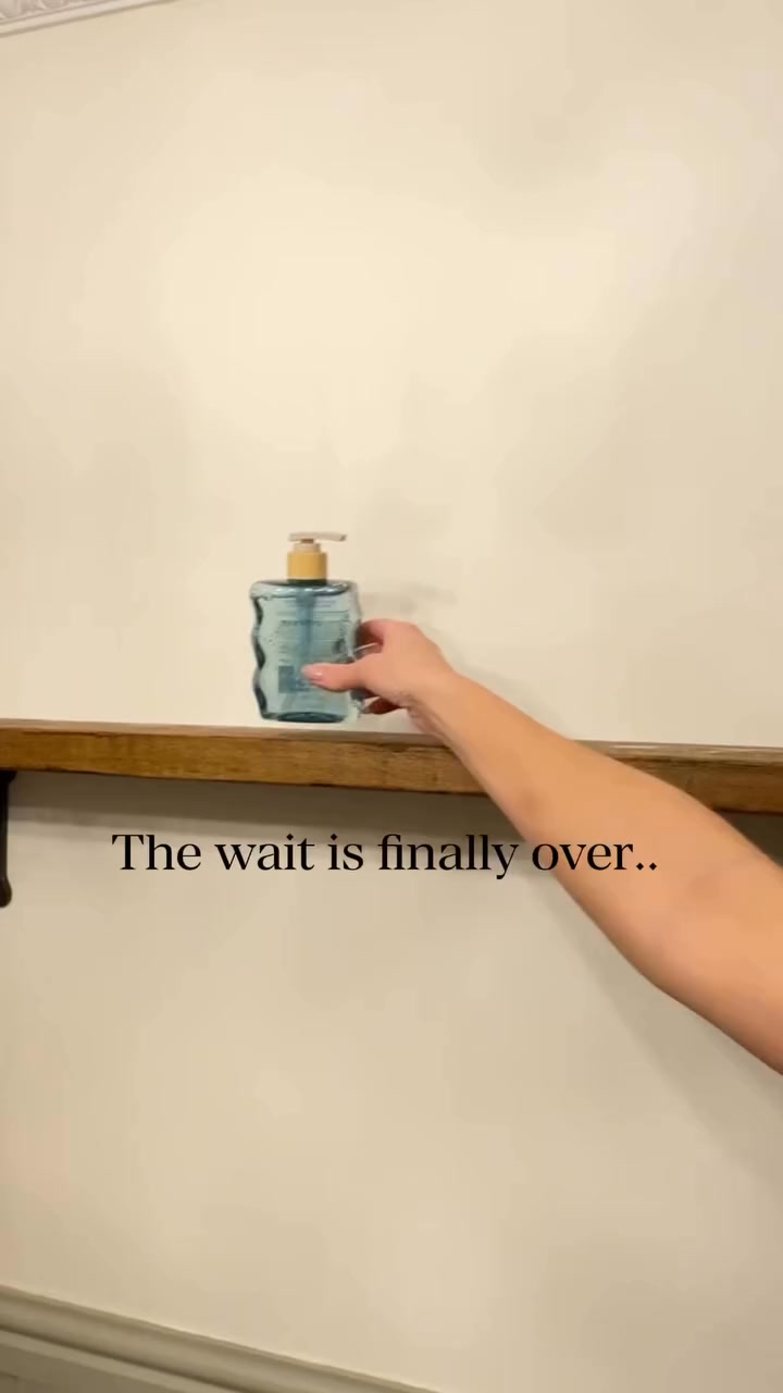 Transform your hair into gorgeous waves