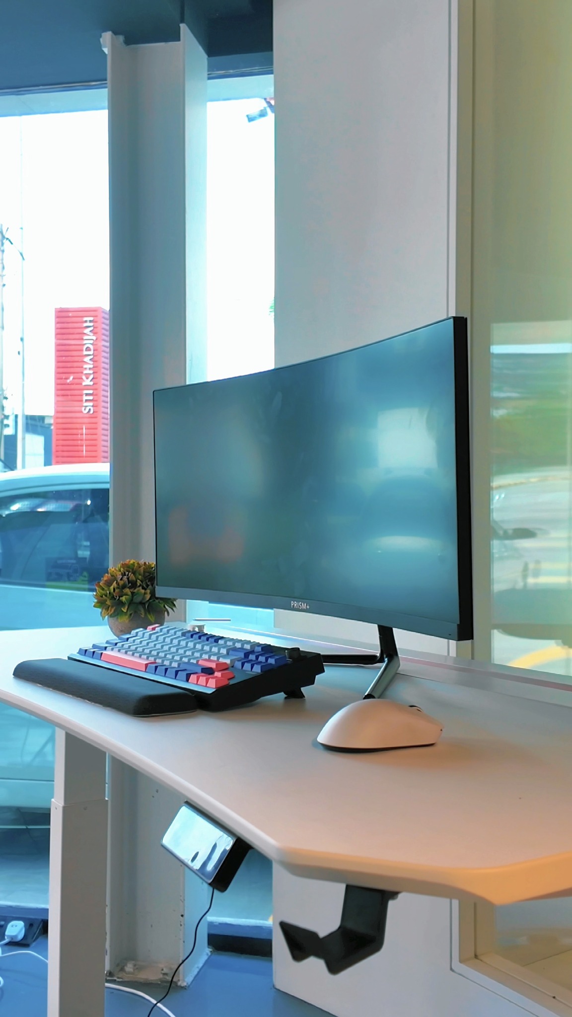 One table. Every move.

Meet the TTRacing Tivon Desk, the table that can do it all.
From focused work to creative builds and gaming sessions, Tivon adapts to your flow with smart design and everyday versatility.

Work smarter. Create freely. Play effortlessly.