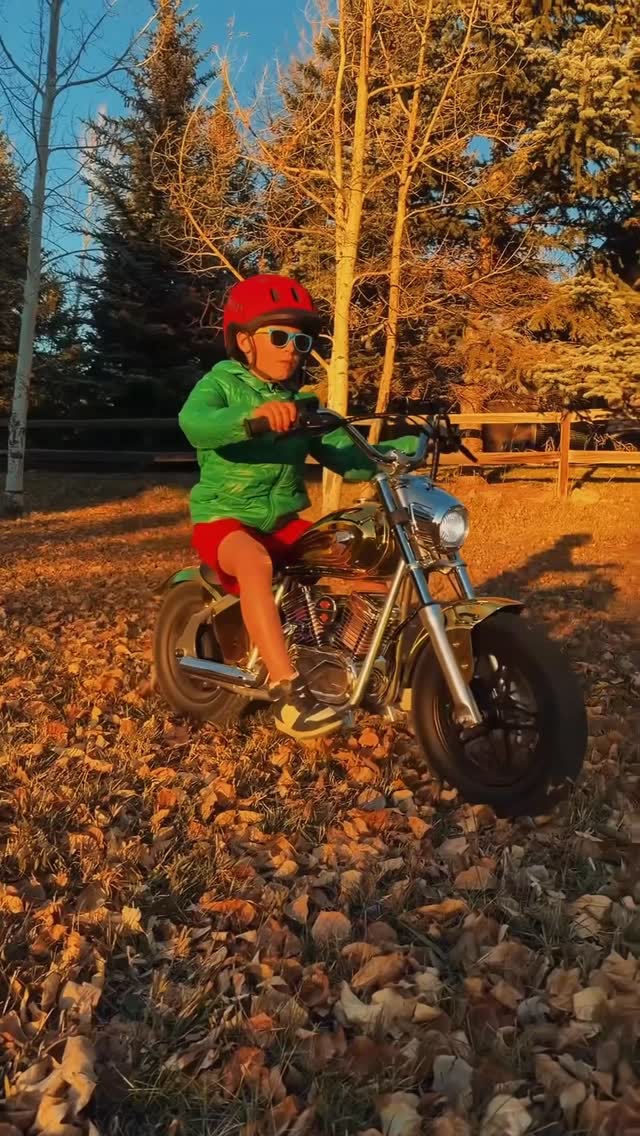 Lucas and Lily are absolutely obsessed with their @hypergogoofficial e-motorcycles! 
Lucas loves his M5 Elite Series, which offers a thrilling top speed of 20 mph and a range of 60 miles on a single charge. Lily rides the Cruiser 12 Plus, reaching up to 15 mph with a stylish design that’s perfect for her leisurely rides. Both bikes come with a Racing Soundtrack, letting them choose from  classic motorcycle engine sounds for an authentic riding experience that ignites pure excitement. Plus, they can watch real water vapor puff like a motorcycle champ, with safe, cloud-like smoke making them the coolest riders on the block! Don’t miss the Black Friday sale with up to 35% off on these incredible bikes!