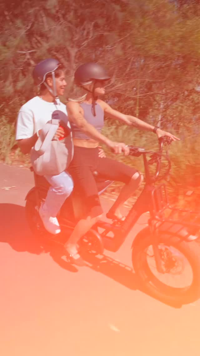 Not to be biased, but we believe this is the best 2-seater on the market right now.

The Amigo is super versatile. It has an adjustable seat, can carry heaps of cargo, is compliant with state laws, offers an optional pannier, and much more 🤝

#vamosbikes #rideeasy #electricbike