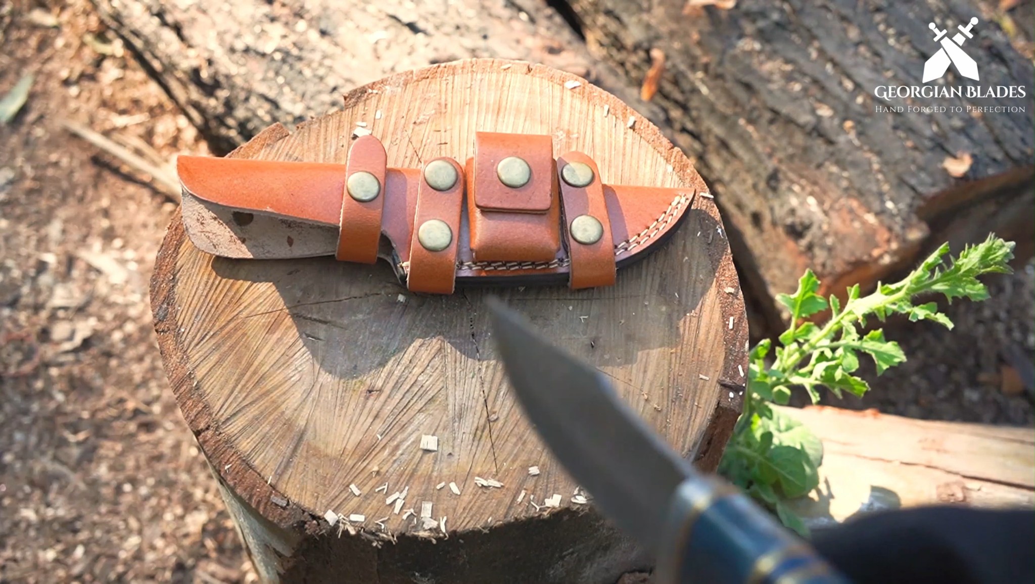 Our knife sets aren't just tools; they're a way to celebrate 🎂 birthdays, 💕 anniversaries, and the joy of cooking, all with one perfect gift.