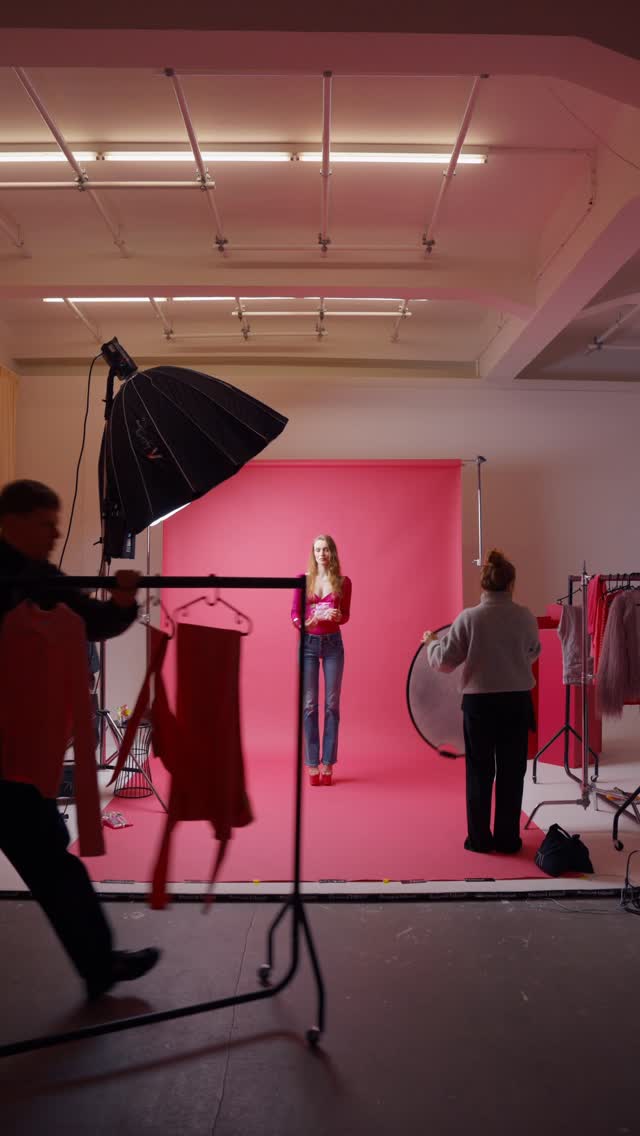 All pink everywhere. Ale Packungen jetzt im neuen Look! 👀


#borntobeveggie #pink #katjes