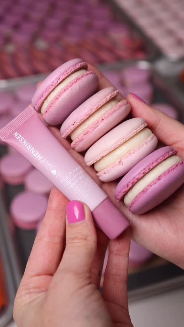 So excited to celebrate @Olehenriksen New Sweet Macaron Pout Preserve Lip Treatment!!! It really is clinical skincare made craveable😍 #OlePartner
