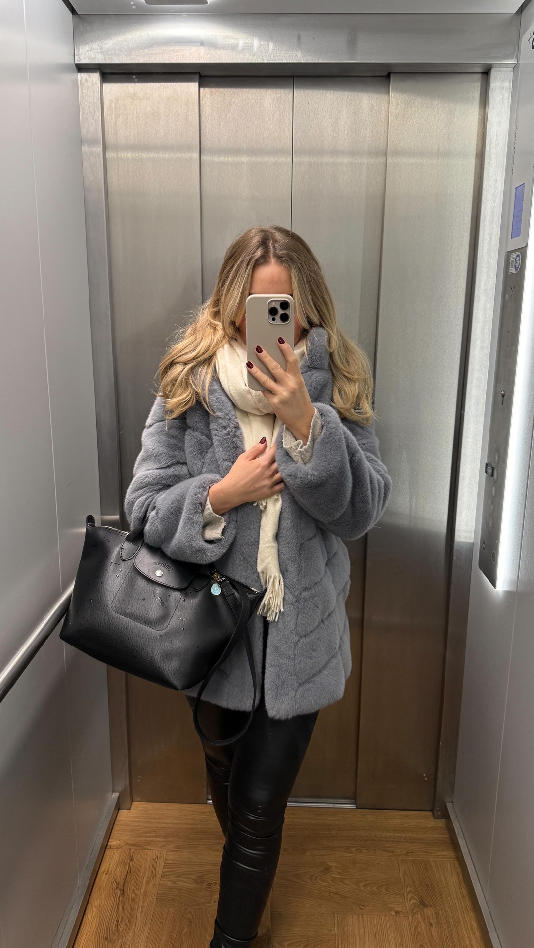 Werbung | @wellbe.de 💜

#wellbecollagen #beauty #beautyroutine #reels #münchen #munich