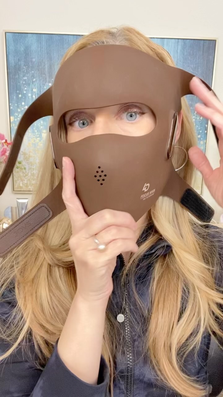 Huge sale! JOVS Beauty Products! Up to 55% off and you can use my 10% discount on top of the sale! Use code: KJB10S for link go into Shop My Post in bio! The Mask is actually 6x more powerful than regular red light therapy! #beautydevices #over50