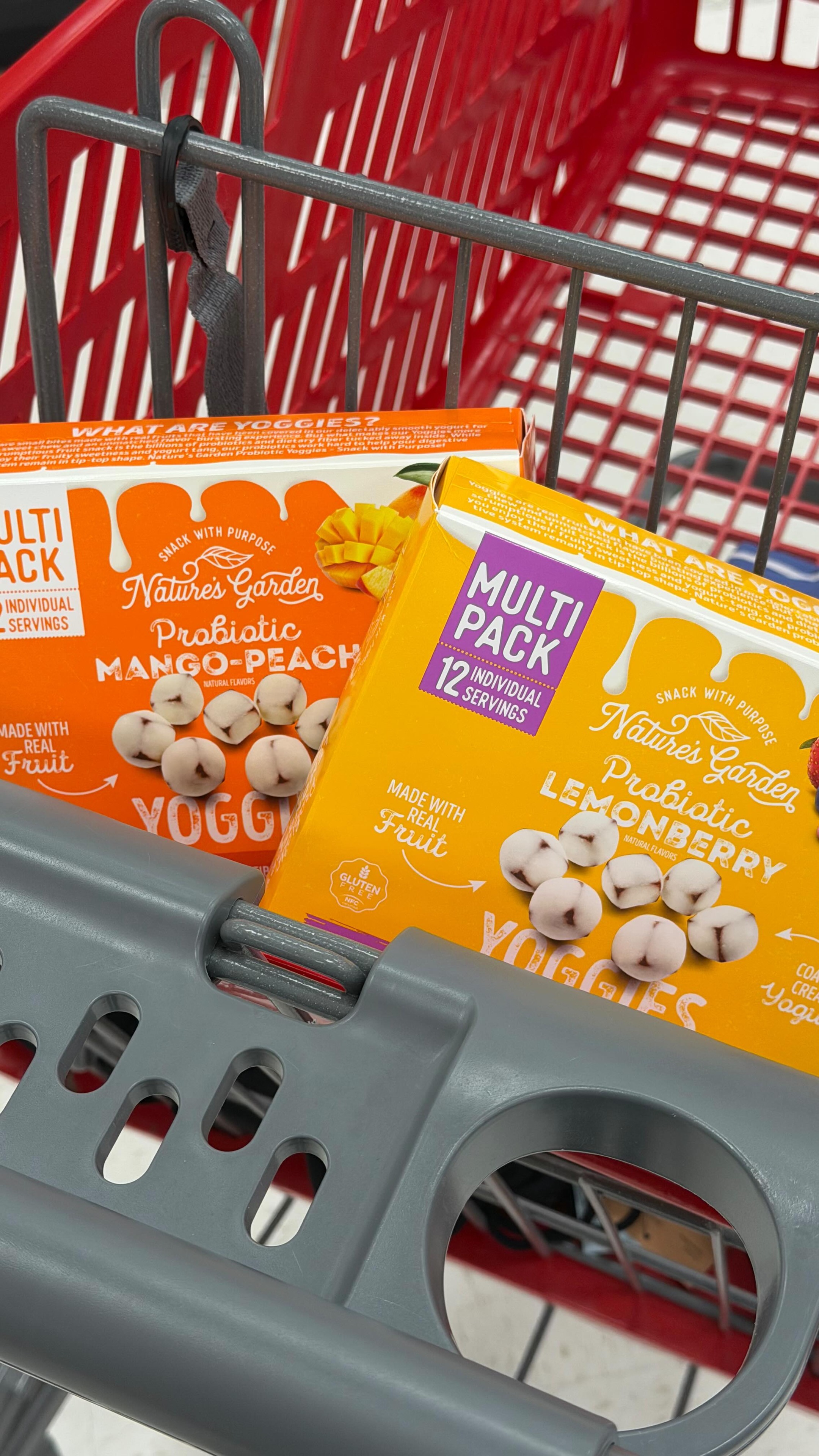 We keep @naturesgardenus Yoggies in our pantry at all times for a quick & easy snack that not only tastes incredible but is made with real fruit, has no artificial colors or flavors, & includes 2 billion probiotics per serving 👏🏼 You can find Yoggies at @target nationwide! 🎯🛒