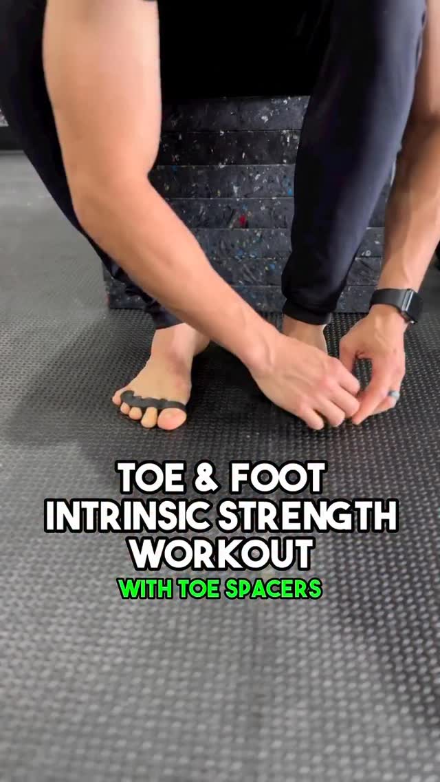 Strengthening from the ground up! 👣

@the_tissueguy 

#foothealth #toespacers #mobilitytraining