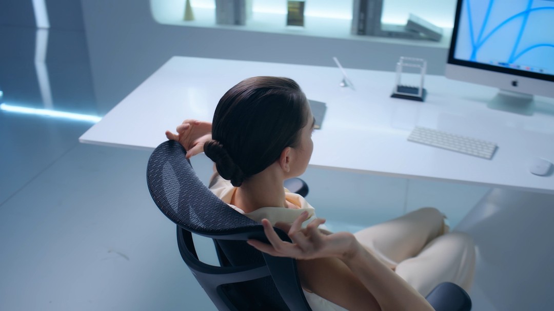 Office warriors, meet your new MVP—Doro Series chairs! 🪑

The ergonomic chairs is designed to support you through long workdays, keeping you comfortable and productive.
 
With its ergonomic design, you'll be ready to tackle any challenge that comes your way!

Discover which Doro Series chair best suits your needs and elevate your workspace experience. 

Start exploring now! Link in bio🔗

#Sihoooffice #ergonomicchair #ErgonomicSolutions #ProductivityHacks #meshchair