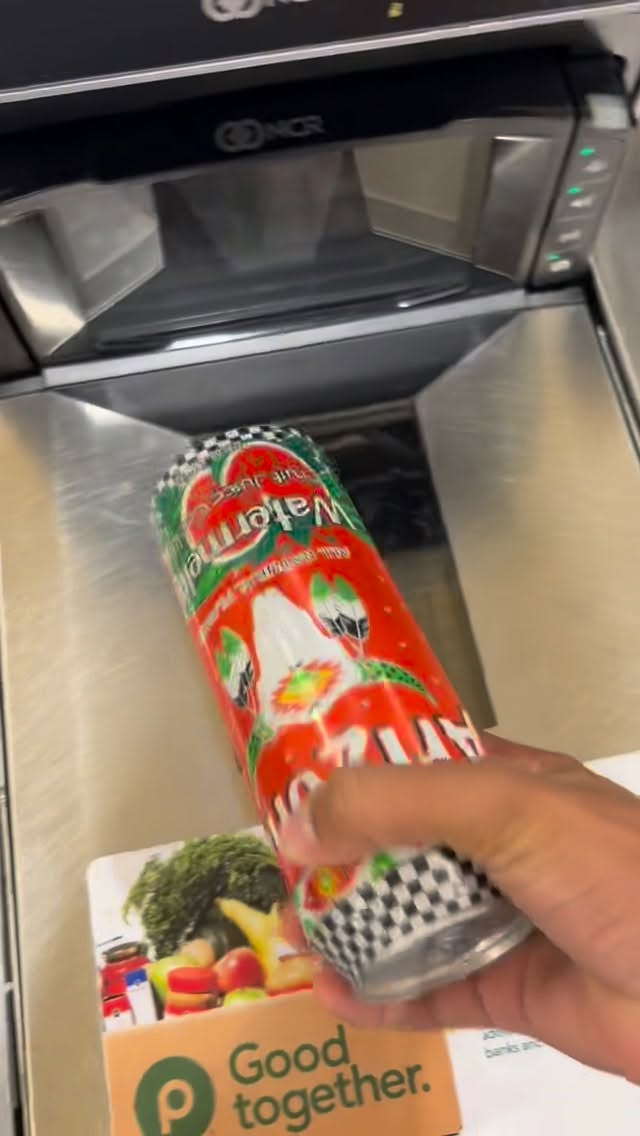 nice ride to go hoop and get a sub 😎🏀 @macfoxbike #ebike #basketball #florida #publix #hoopers #hoopersofinstagram #electric #macfoxbike #ebikelife #ride #basketballislife #electricbike #teenrider #basketballworkout #basketballtraining #gym #