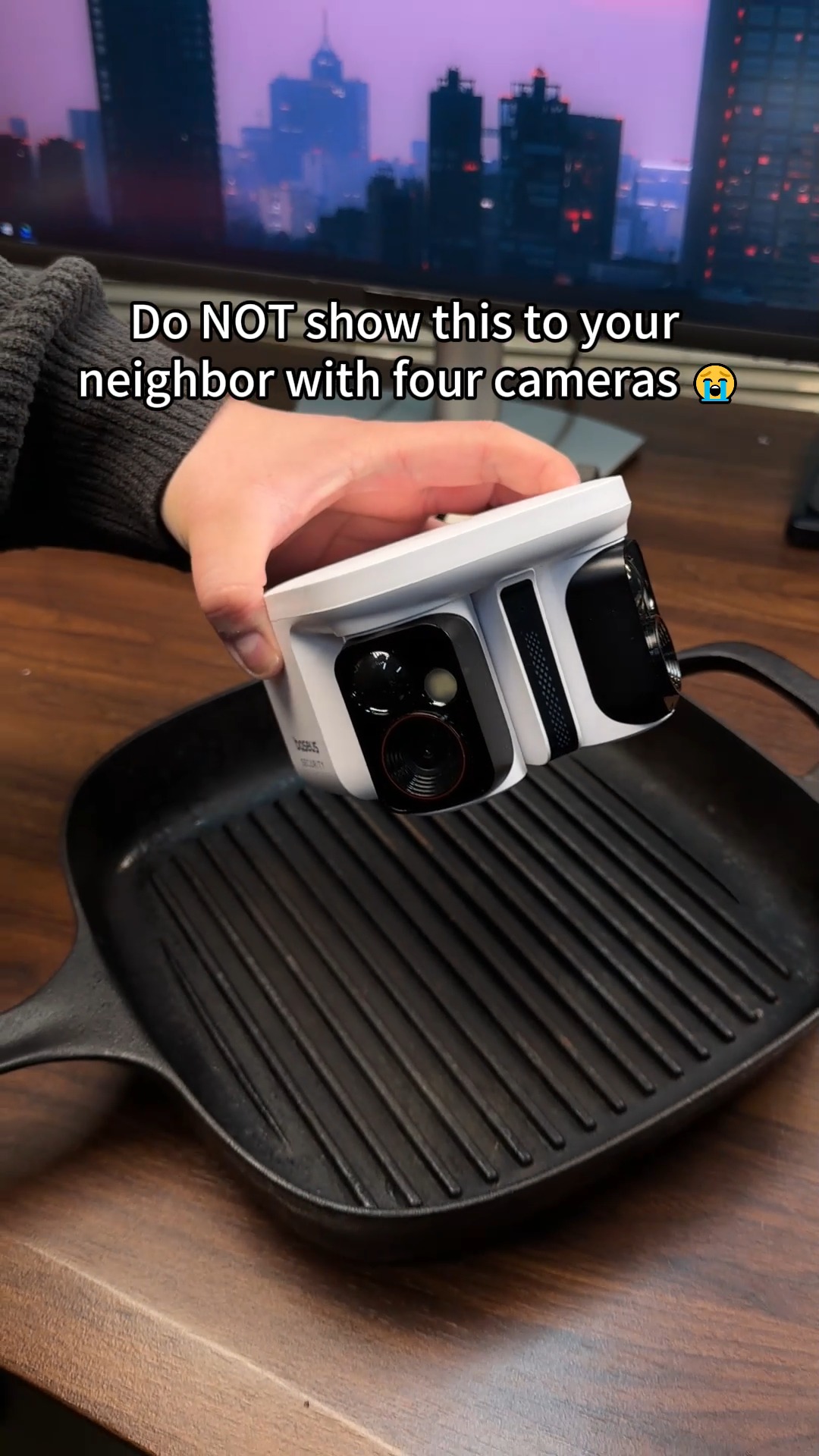 That feeling when one setup does it all 😌🔝
#SecurityCamera Baseus X1 Pro 🔗 https://baseus.ink/sns-fb-kk-x1pro

#baseus #baseusx1pro #outdoorcamera #wirelesscamera #baseussecurity