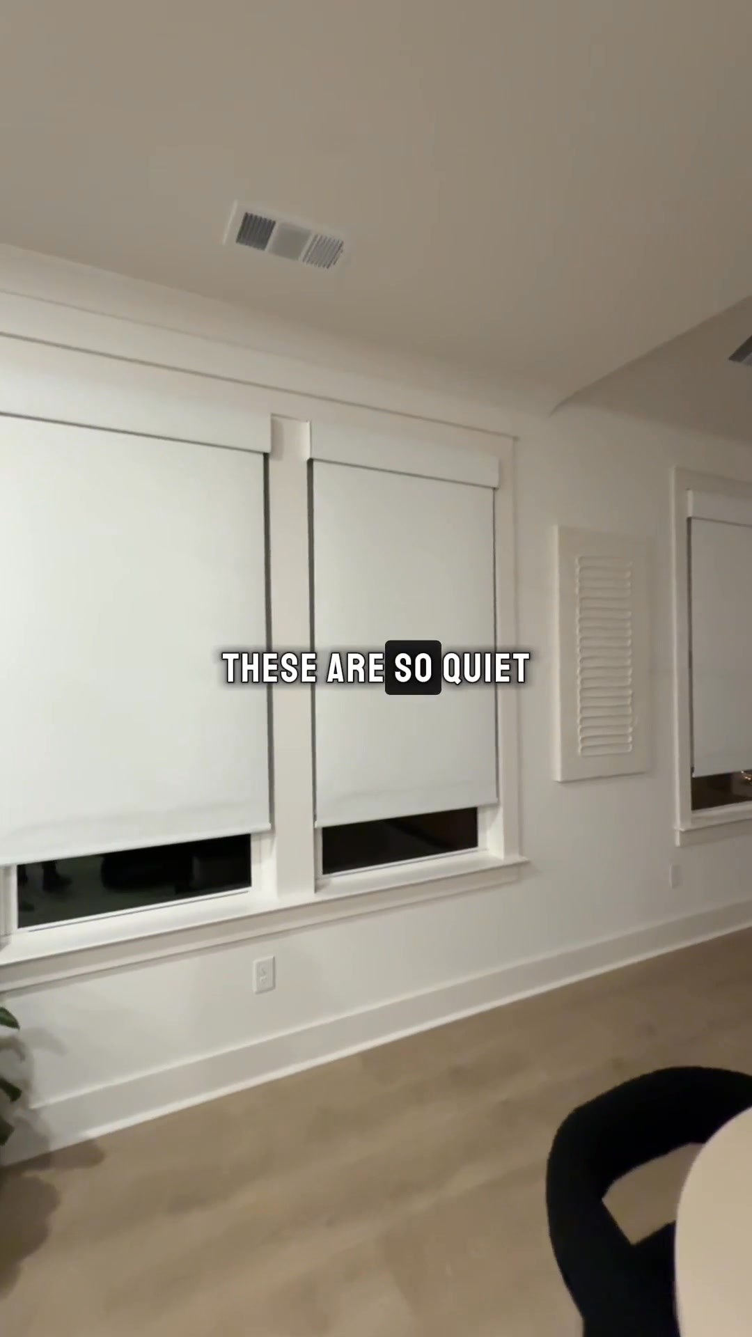 🎄 Smarter Holiday, Warmer Home
Tired of opening and closing windows manually? Looking for some luxury and privacy? 🏠✨
This X-mas, take a peek at how @mattymullins and @brittanymullins transformed their NEW home with our Dual Roller Shades — making it smarter, cozier, and more stylish than ever! 😍🎁

📸 Featured: Motorized Dual Roller Shades / 100% Jacquard White+50% Jacquard White

💚 Double tap if you love cozy vibes!
一一一一一一
🛒 Shop now——>https://yoolax.net/dualrollershades_mb
🎉Code MATTY18YX for 18% OFF
一一一一一一
#YoolaxSmartBlinds #SmartLiving #MotorizedShades #RollerShades #HomeInspo #CozyVibes #HomeUpgrade #ModernHomeDecor #DreamHome #YoolaxCoversIt #WindowTreatments