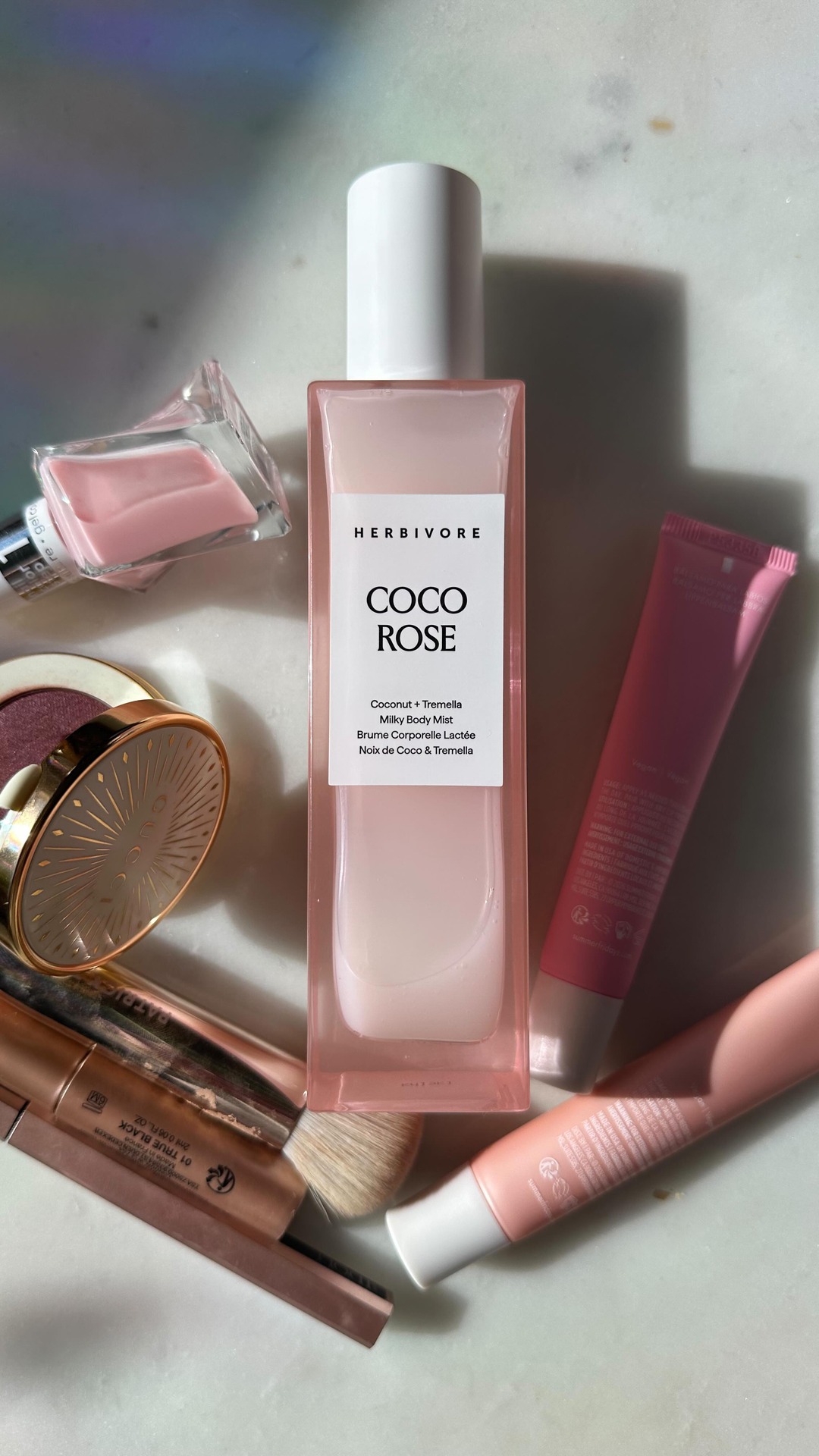 Coco Rose Body Mist: hydrating ✔️glowy ✔️ smells sooo good ✔️ @herviborebotanicals Get it @ultabeauty #herviborebotanicals #herviborepartner